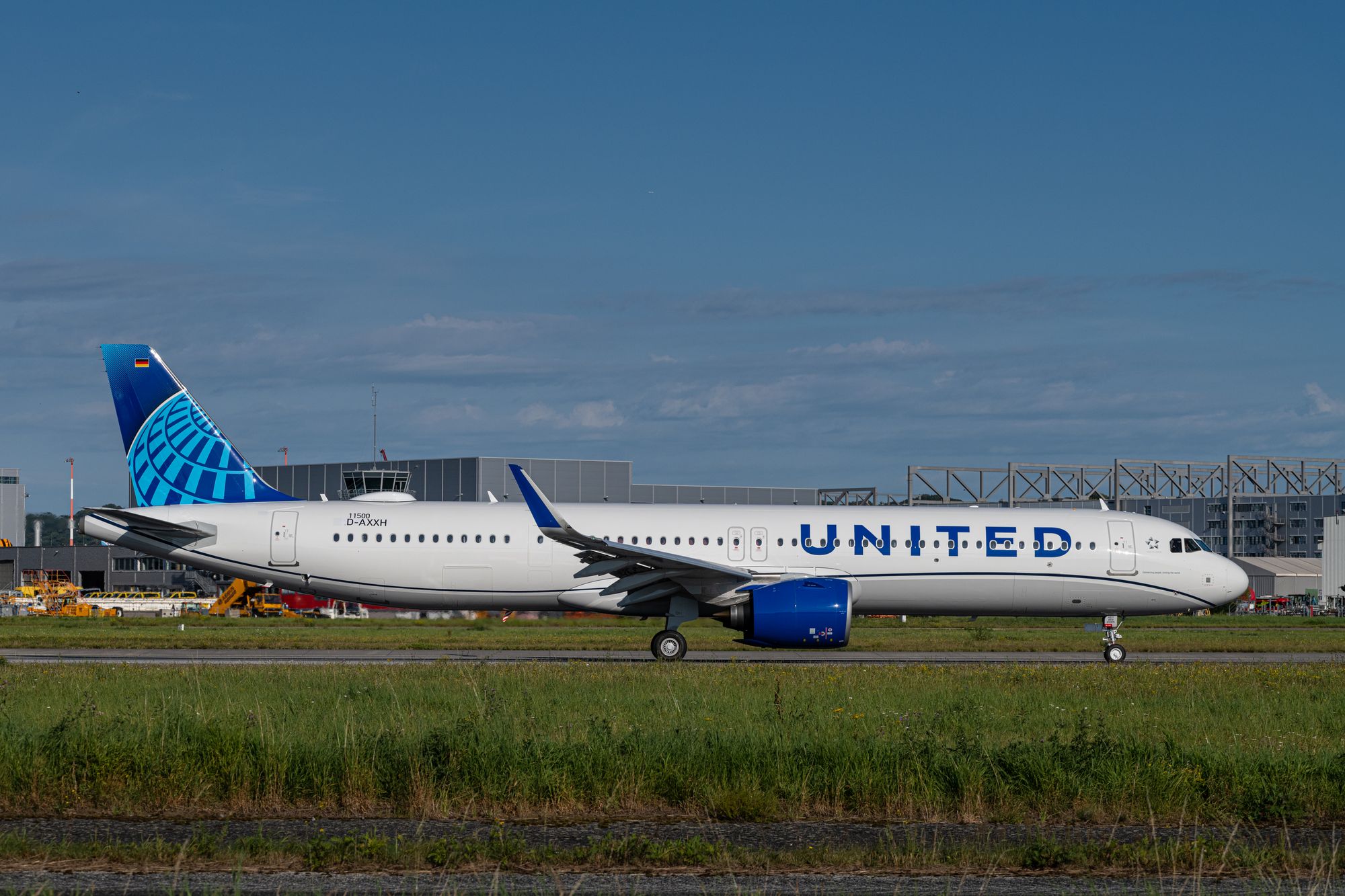 United Airlines Expands Fleet with 60 More Airbus A321neo Aircraft