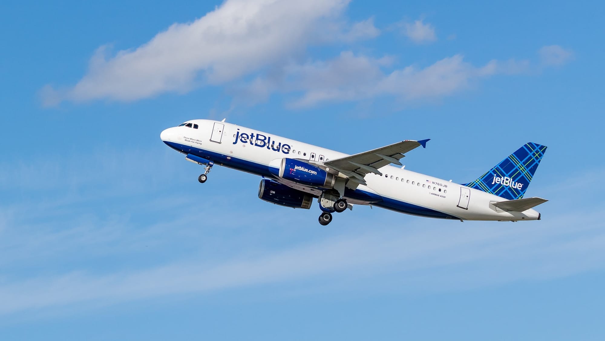 JetBlue Airways Corporation: Joanna Geraghty to Succeed Robin Hayes as CEO in 2024