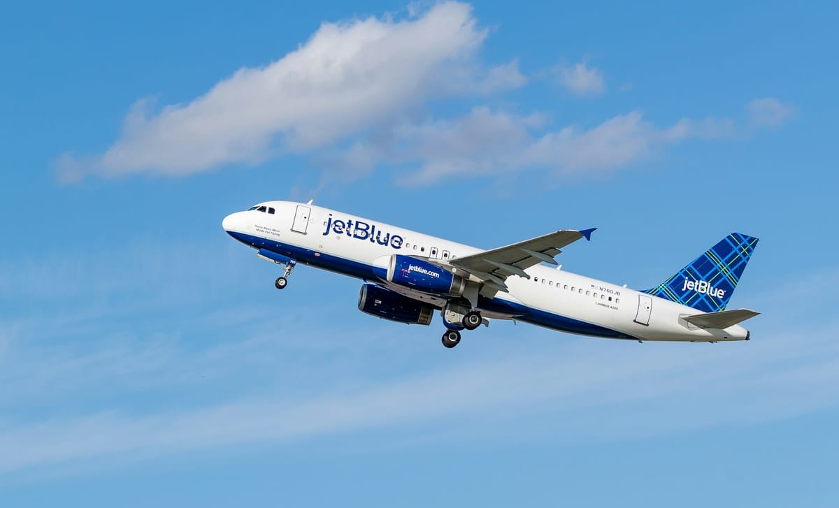 JetBlue Airways Demonstrates Resilience Amid 2023 Economic Challenges, Anticipates New Leadership